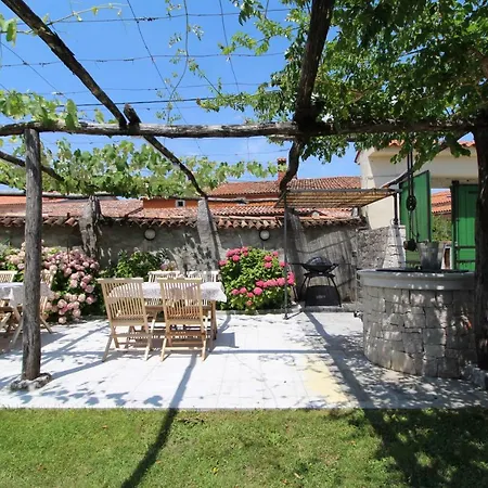Casa Bandel Komen